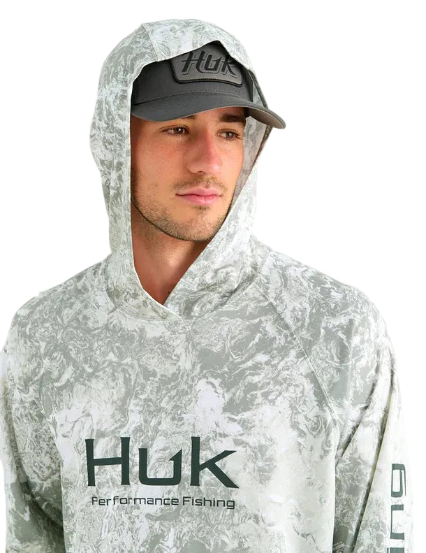 Huk Men's Mossy Oak Seagrass Pursuit Performance Hoodie H1200611-383