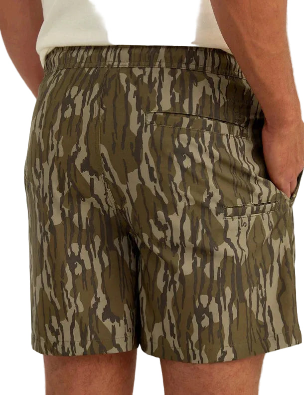 Huk Men's Mossy Oak Pursuit Volley Swim Shorts H2000284-922