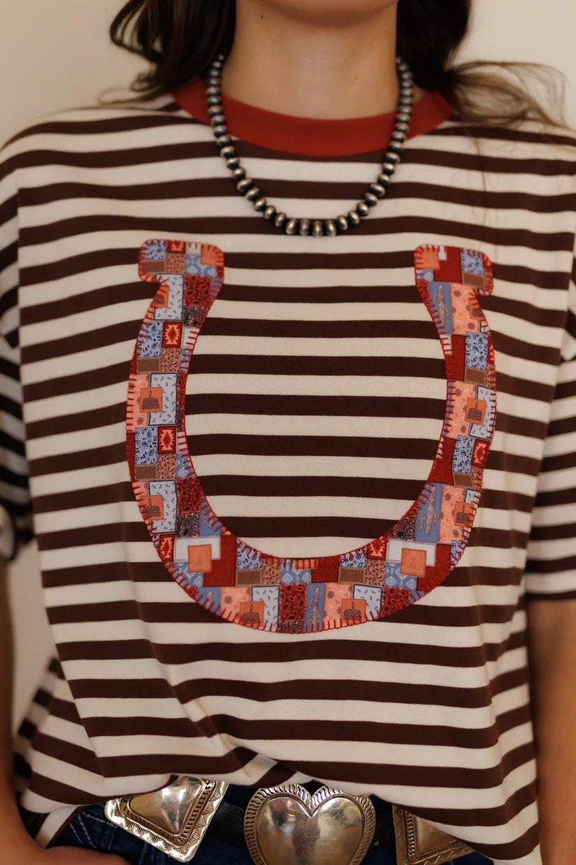 Howdy Hanny Women's Short Sleeve Quilted Horseshoe T-shirt
