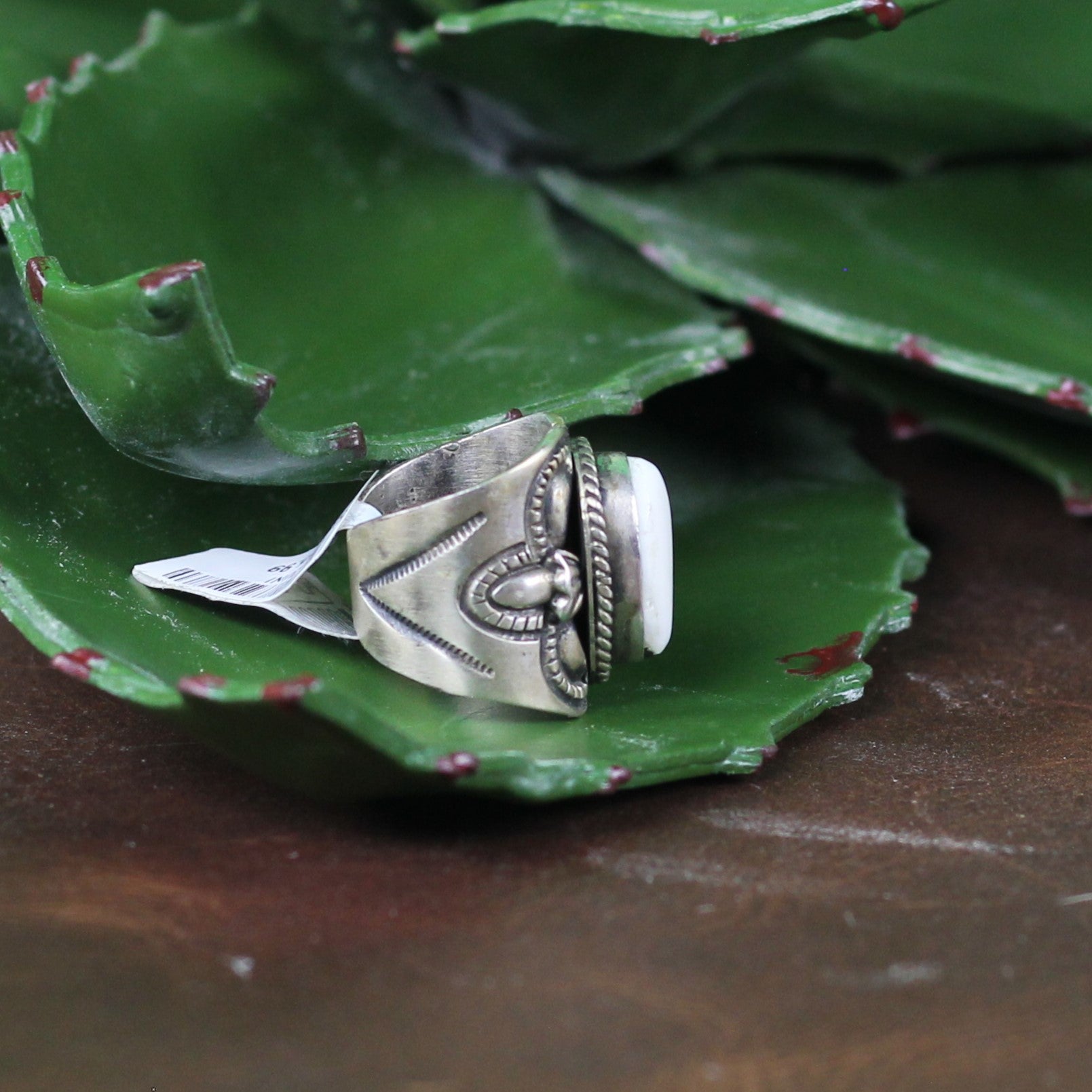 Women's Lorenzo James White Buffalo Ring Sz. 7 - Crazy House Western Wear