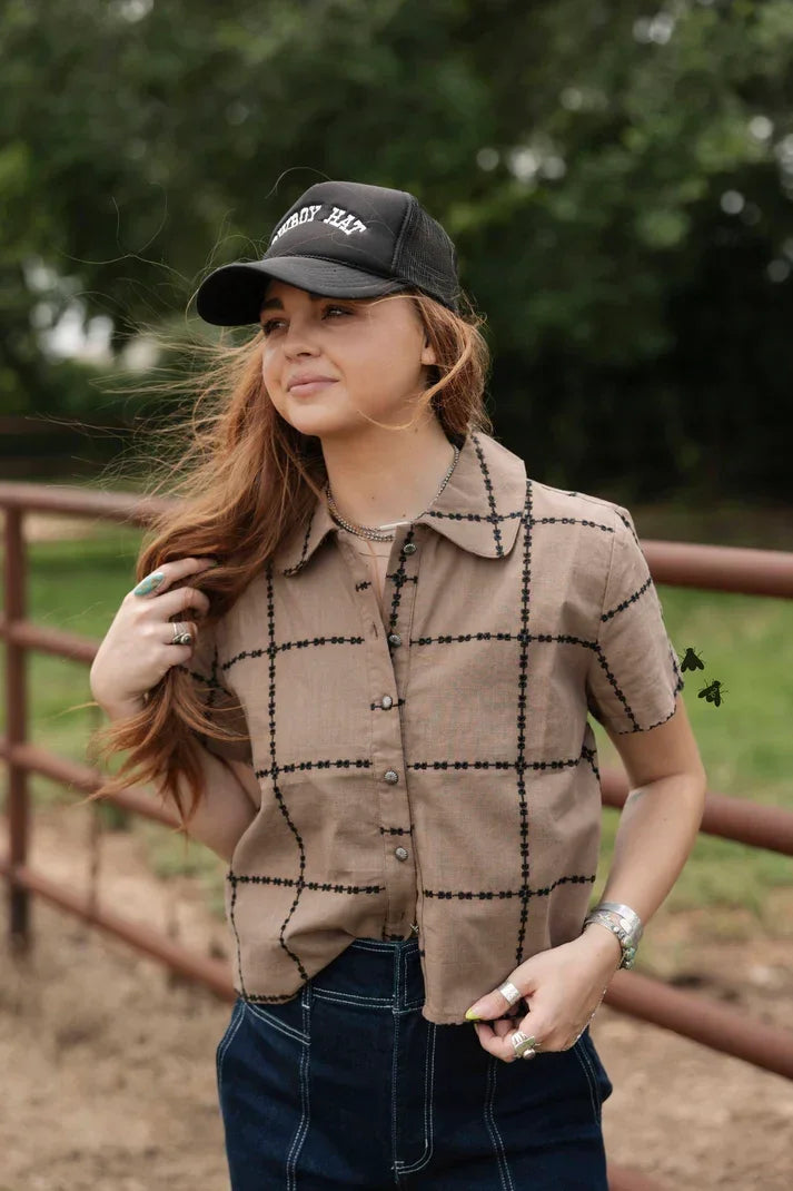 Women's TwoFly "A Bit of Details" Short Sleeve Button Up