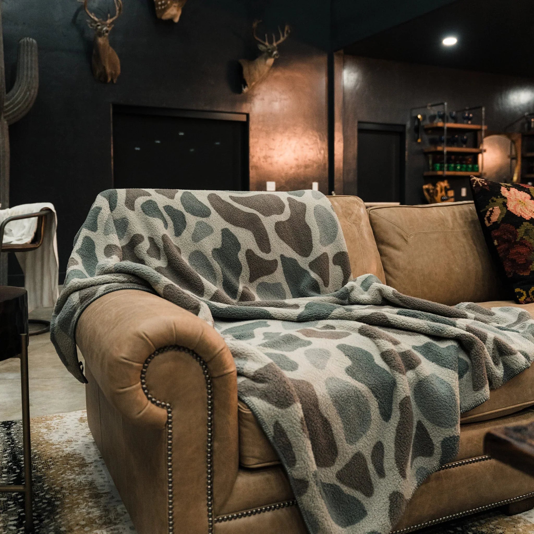 Burlebo Classic Deer Camo Fireside Sherpa Blanket