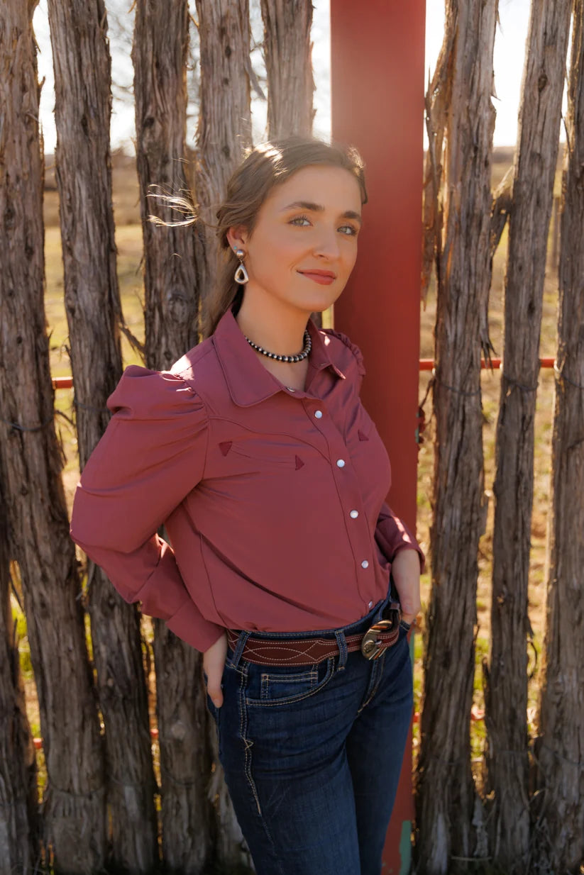 Howdy Hanny Women's Wine Long Sleeve Performance Snap Shirt