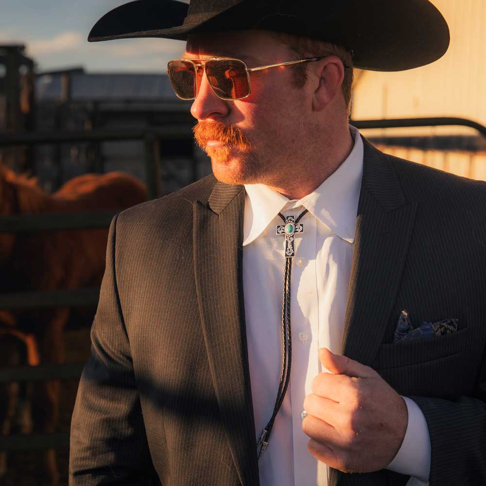 Montana Silversmiths Everlasting Faith Cross Bolo Tie BT6181