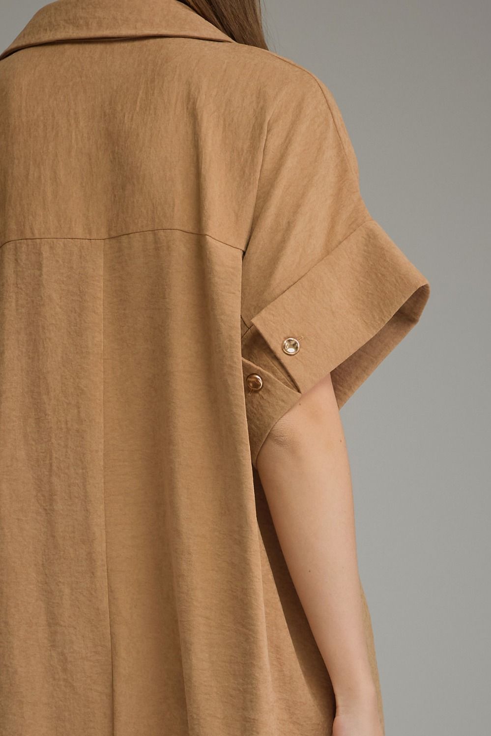 Entro Women's Camel Solid Short Sleeve Midi Dress