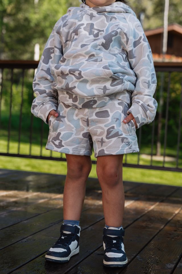 Burlebo Boy's Mallard Mayhem Camo Vintage Washed Hoodie Y-VWFH-MMAYC