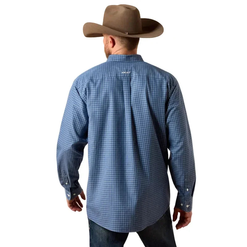 Men's Ariat Ensign Blue Plaid Wrinkle Free Canyon Classic Fit Shirt 10071746