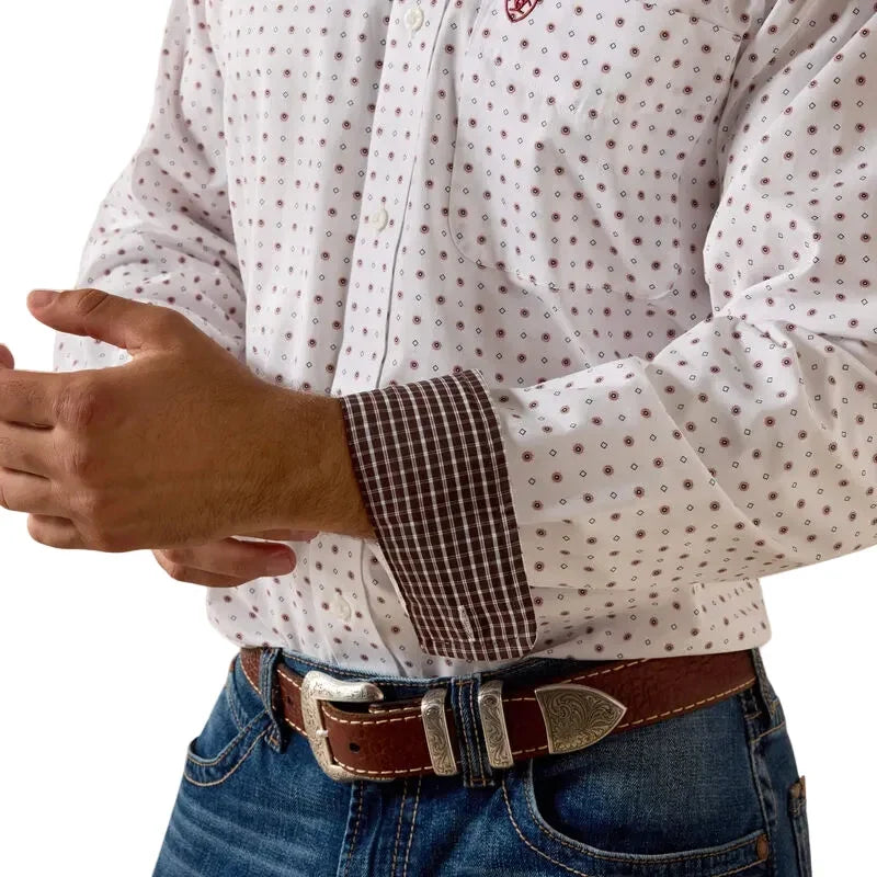 Men's Ariat White Geo Print Wrinkle Free Waverly Classic Fit Shirt 10073681