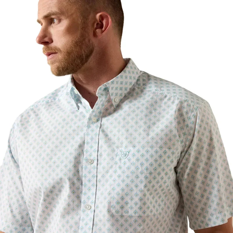 Men's Ariat White Medallion Packert Classic Fit Shirt 10071728