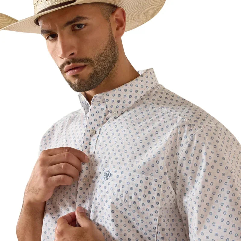 Men's Ariat White Medallion Print Tenzin Classic Fit Shirt 10071733