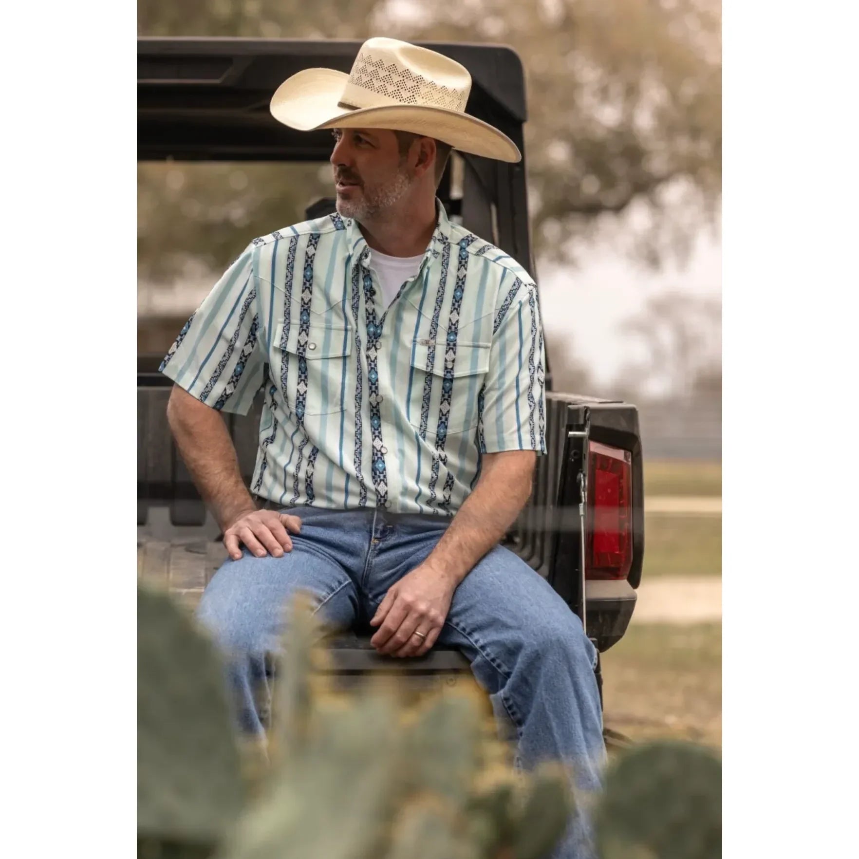 Men's Ferrell Short Sleeve "The Post" In Blue Snap Shirt FPS1026032