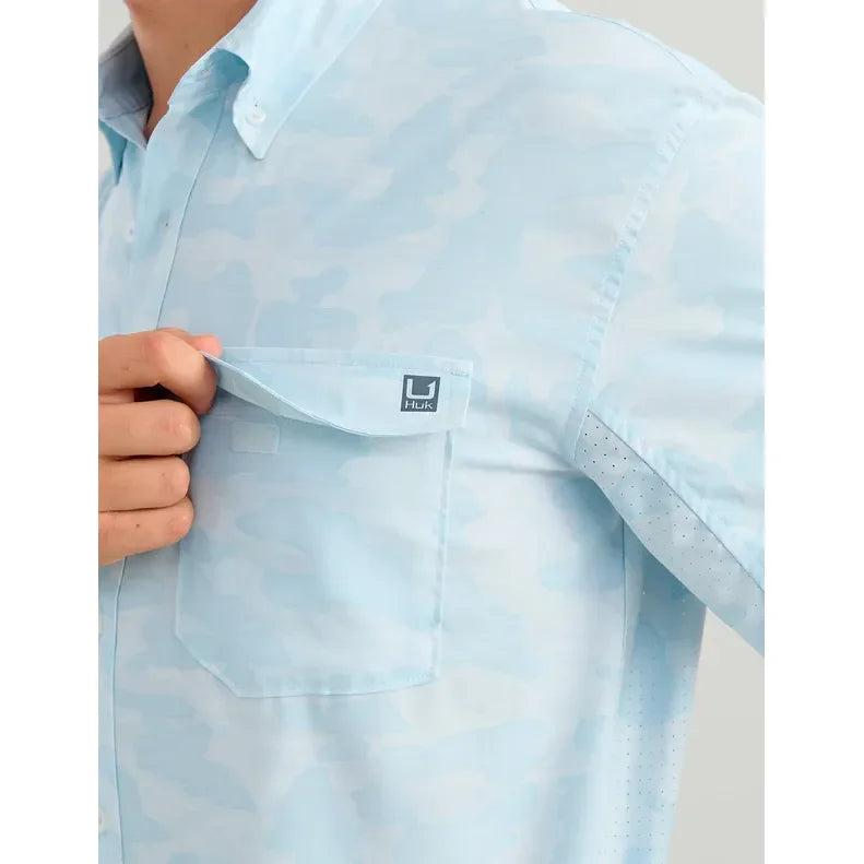Men's Huk Coastal Drift Camo Tide Point Short Sleeve Button-Down H1500220-425