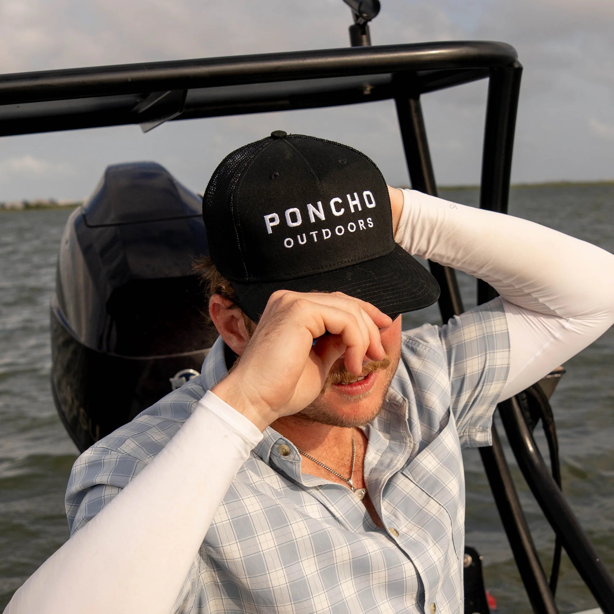 Men's Poncho "The Man in Black Hat"