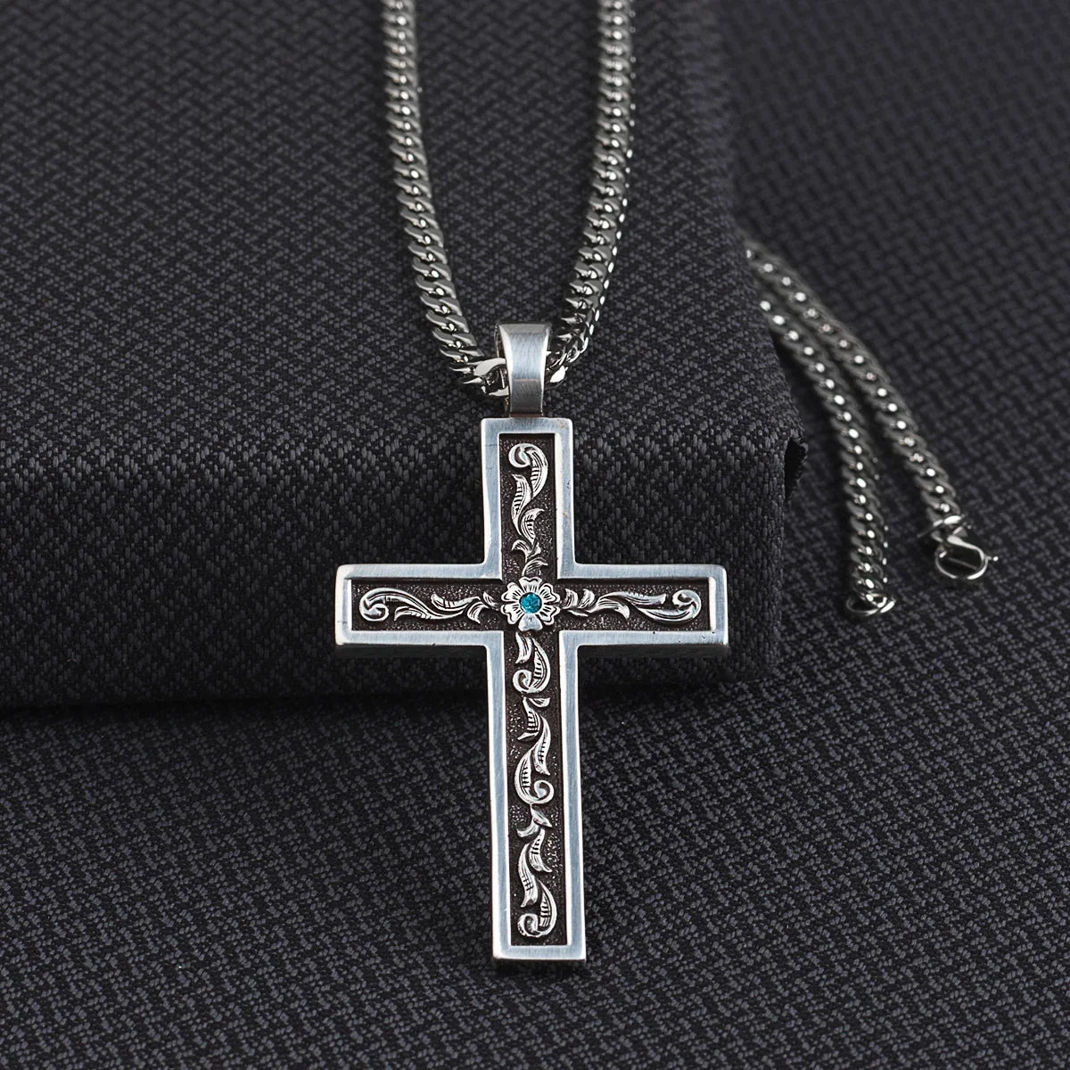 Men's Twister Silver Chain with Silver Cross Pendant
