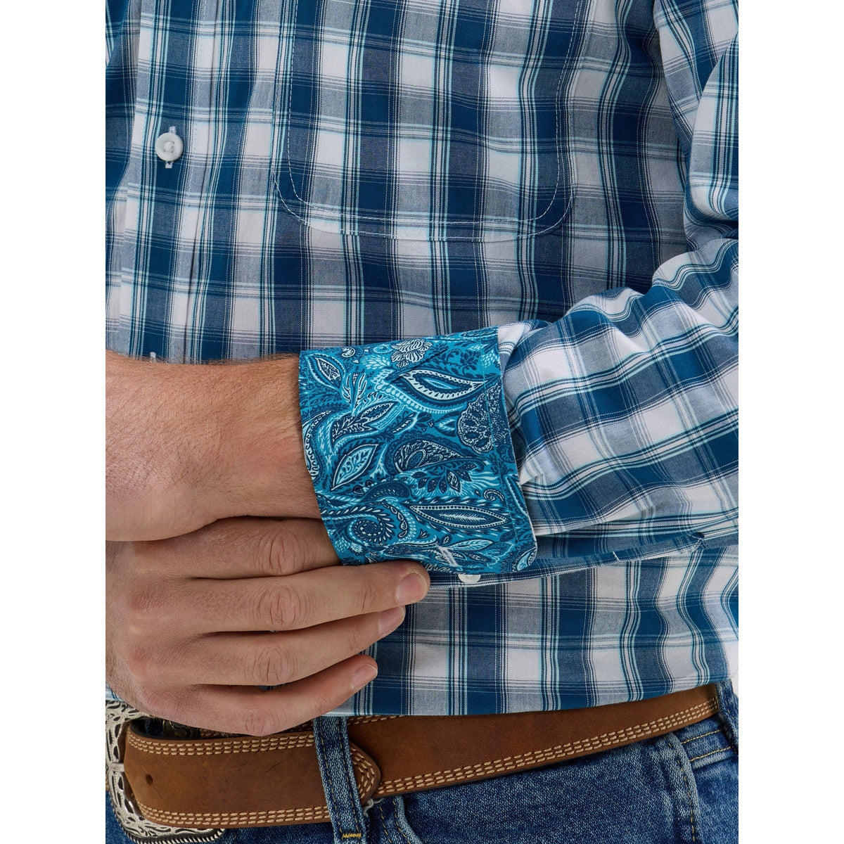 Men's Wrangler® George Strait™ Long Sleeve Button Down Two Pocket Shirt 2356637 - Crazy House Western Wear