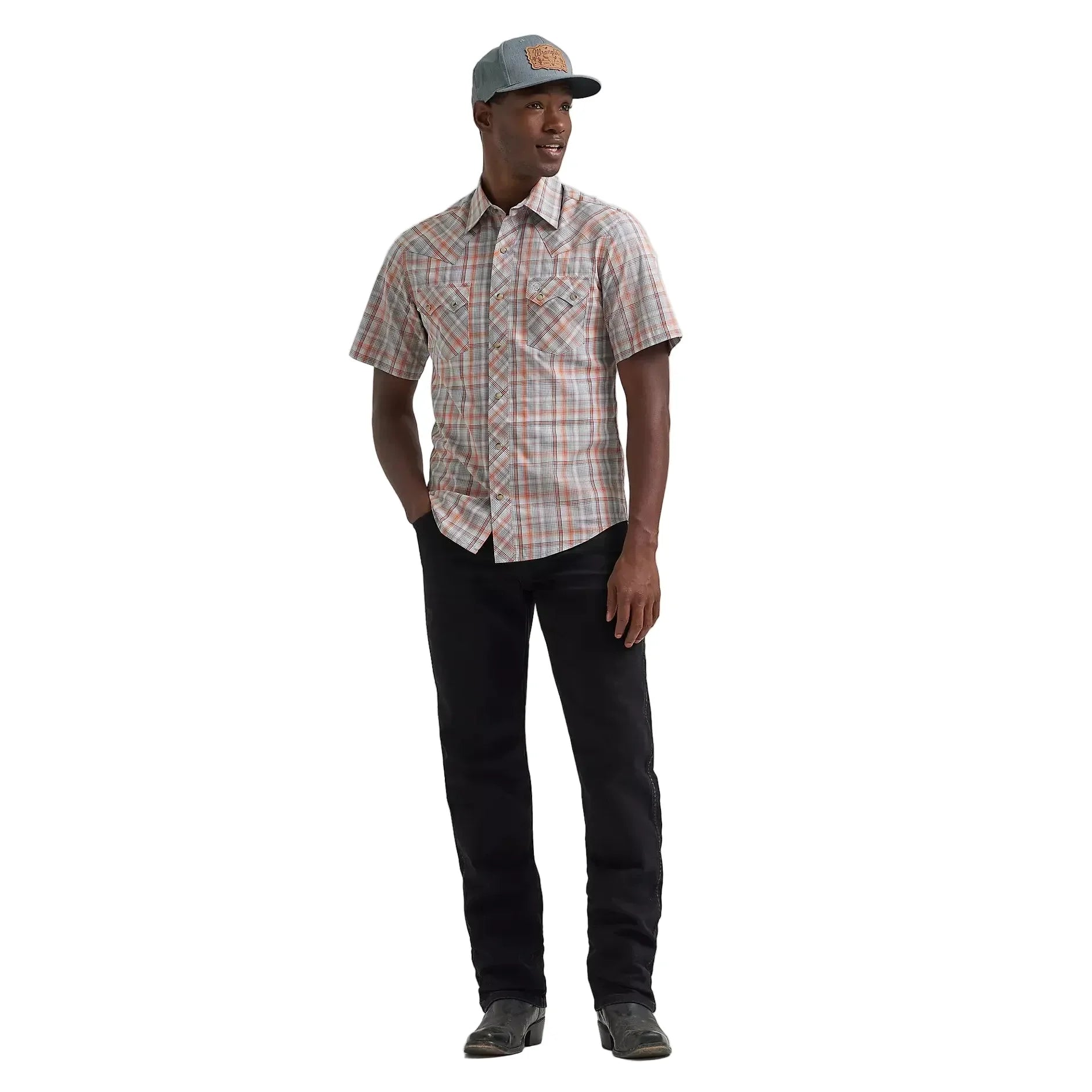 Men's Wrangler Retro® Short Sleeve Sawtooth Pocket Western Snap Shirt 112378935