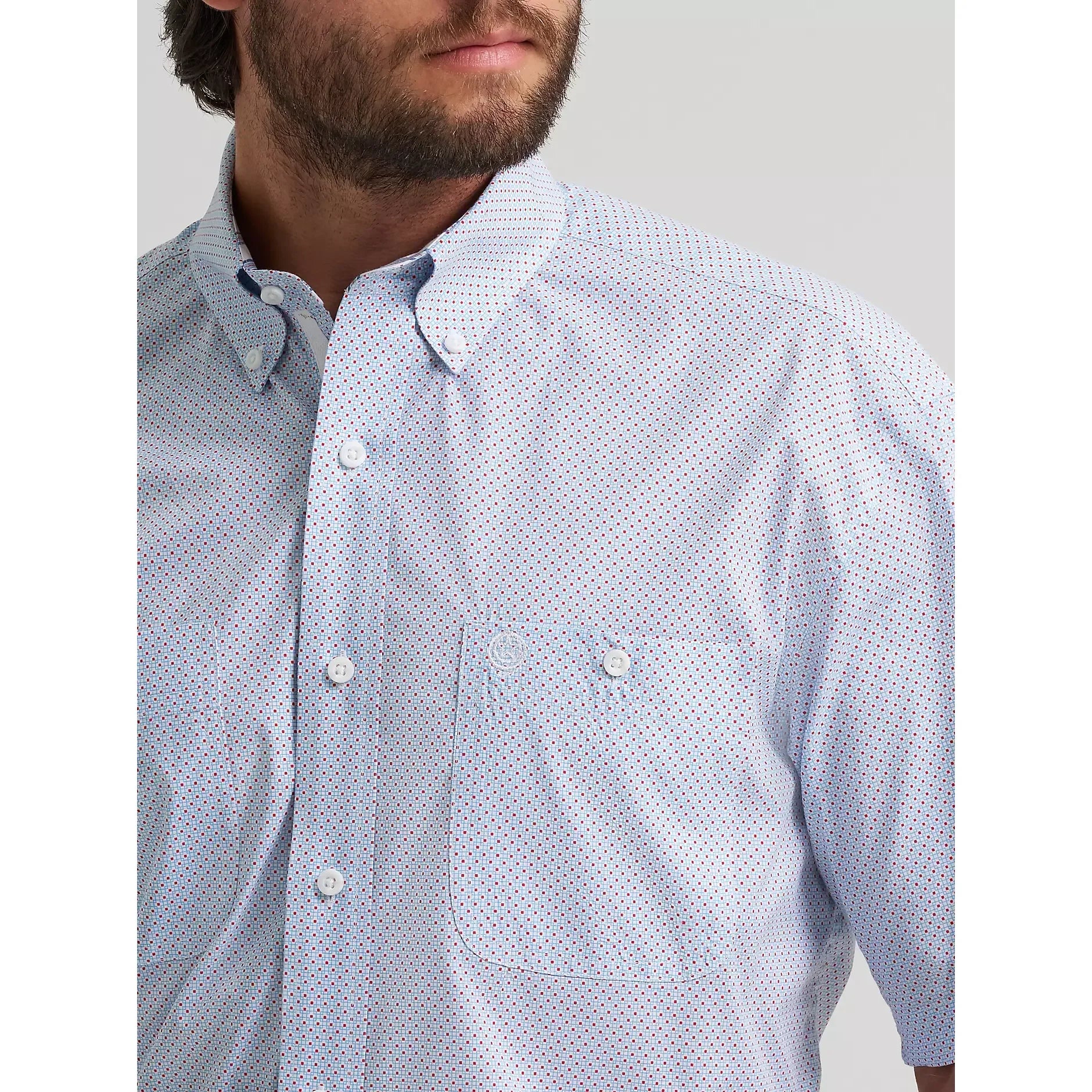Men's Wrangler Wrangler® George Strait™ Short Sleeve Two Pocket Button Down Shirt 112379059
