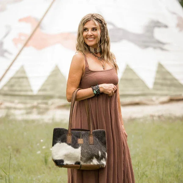 STS Ranchwear Cowhide Josie Tote STS33218