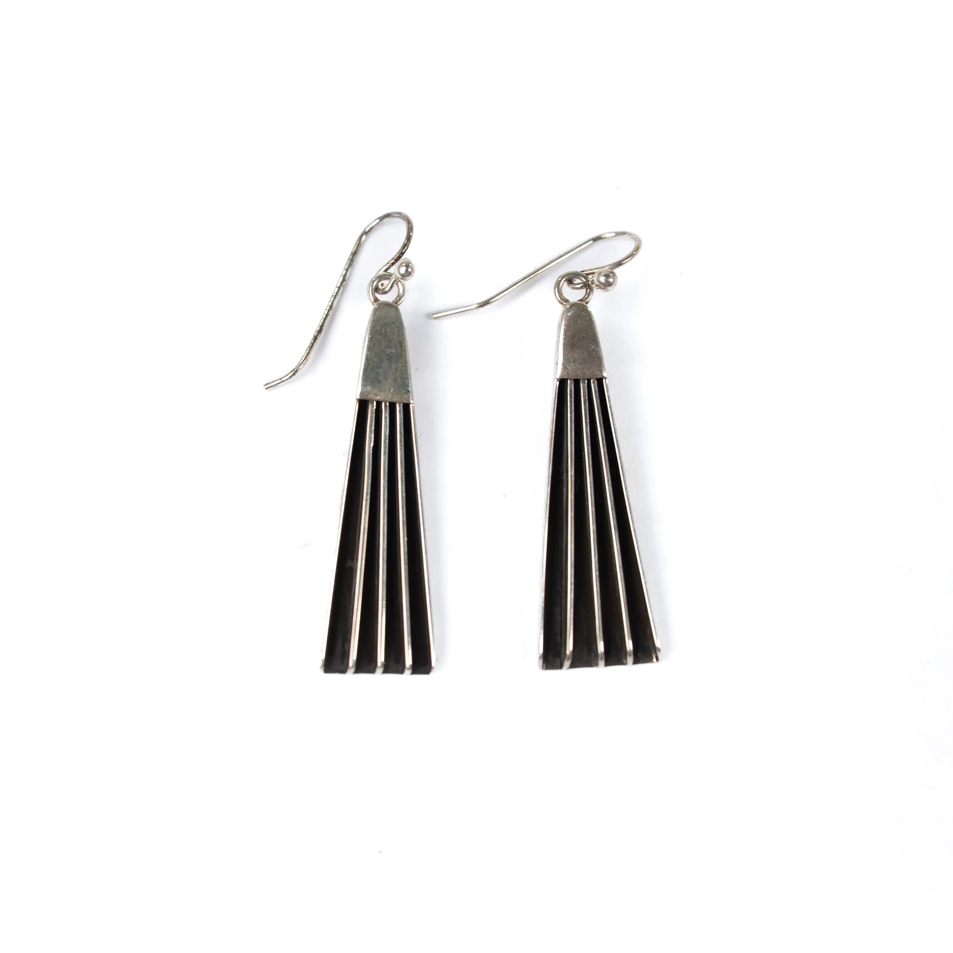 Women's Alzuni Handmade Silver Fan Dangle Earrings