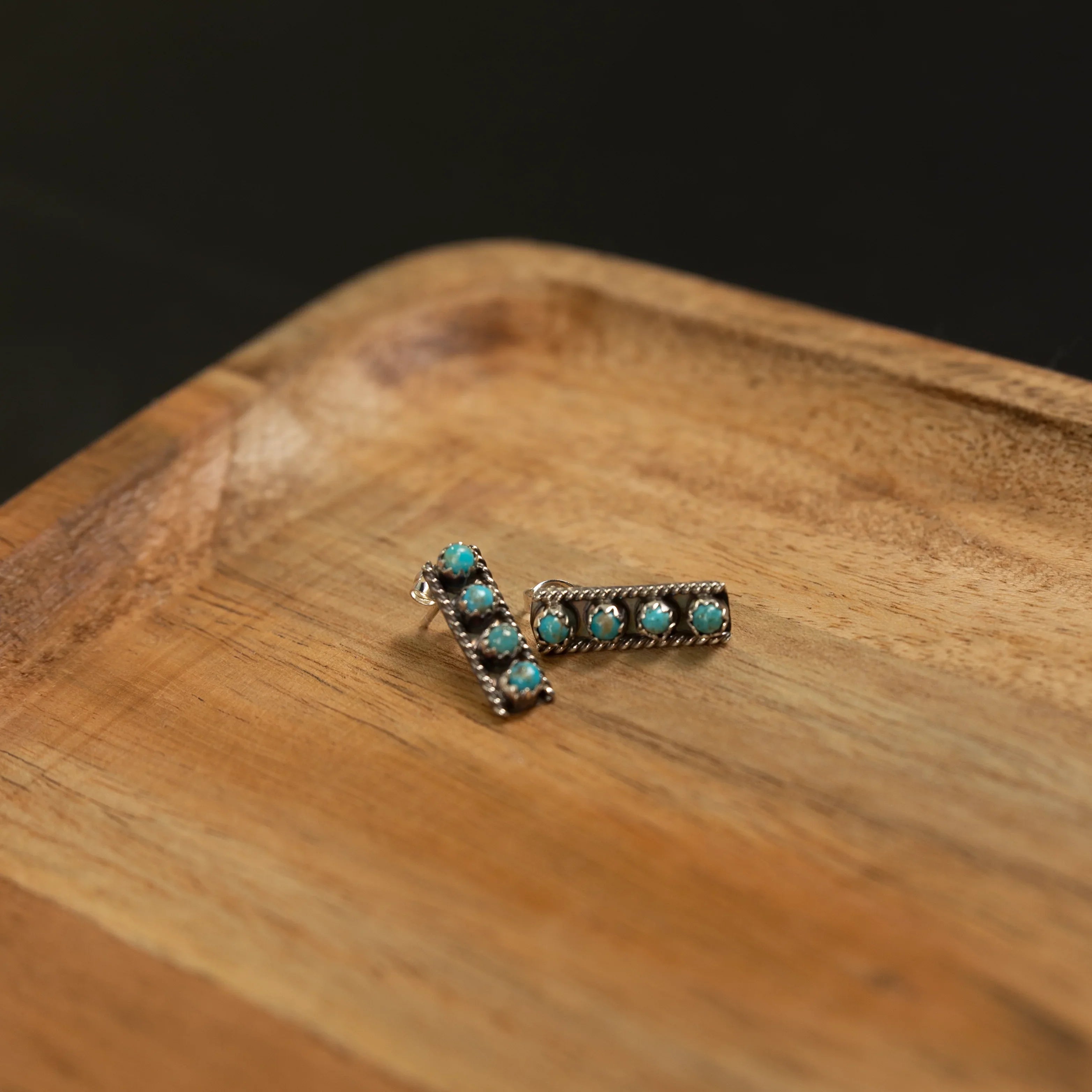 Women's Alzuni Turquoise Stone Bar Studs