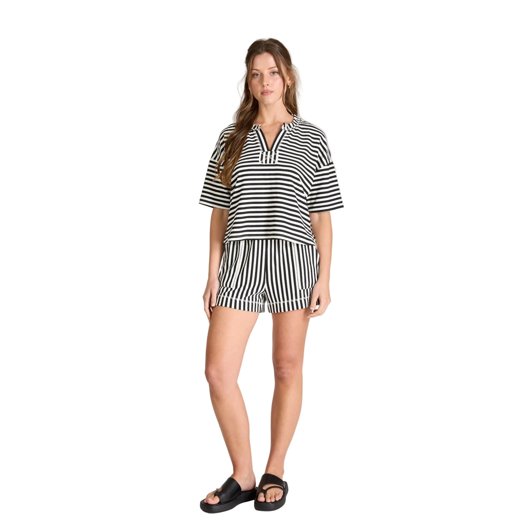 Women's Blu Pepper Black and White Stripe Short Sleeve Shirt B6SX1045-T