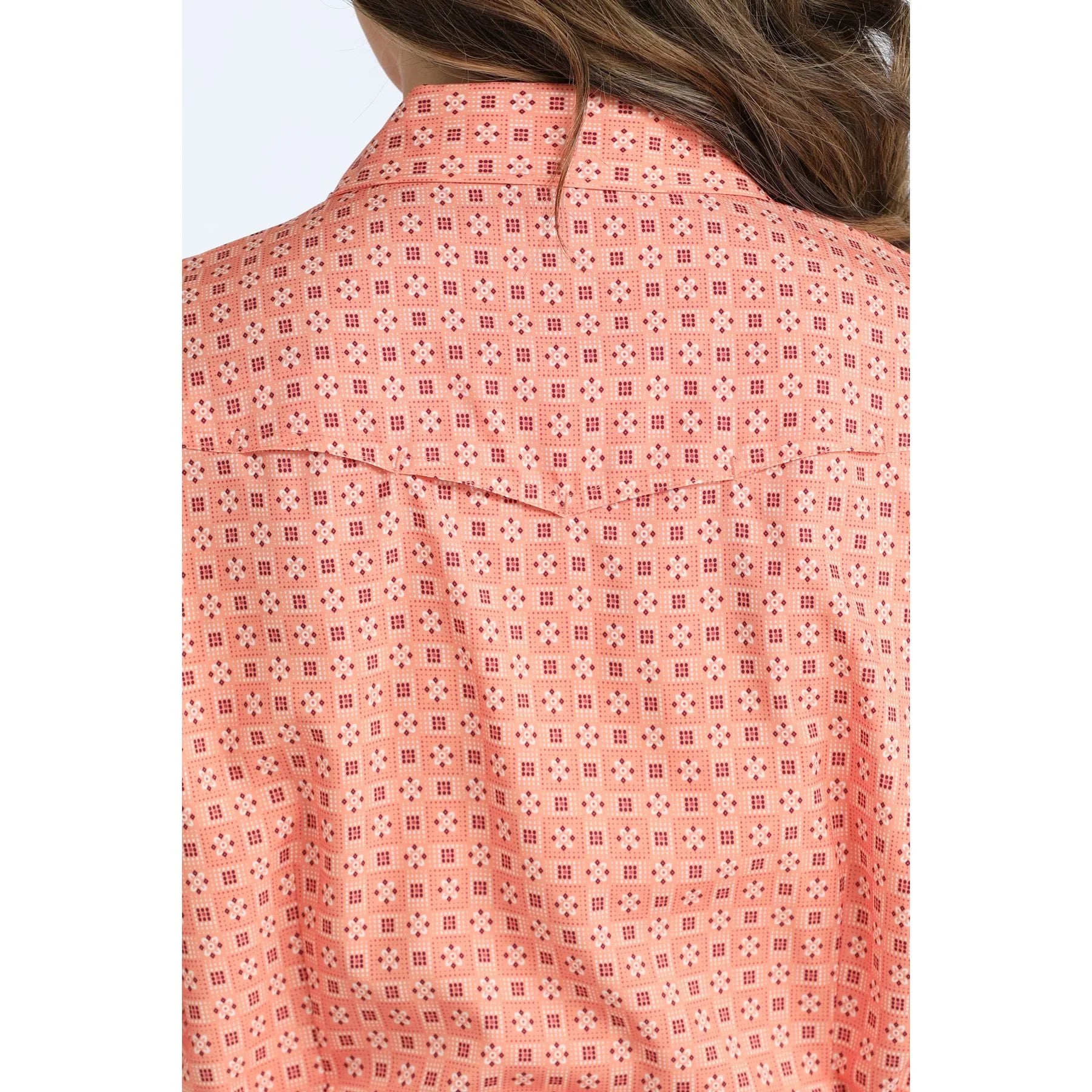 Women's Cinch Coral Geometric Long Sleeve Snap Shirt MSW9206007