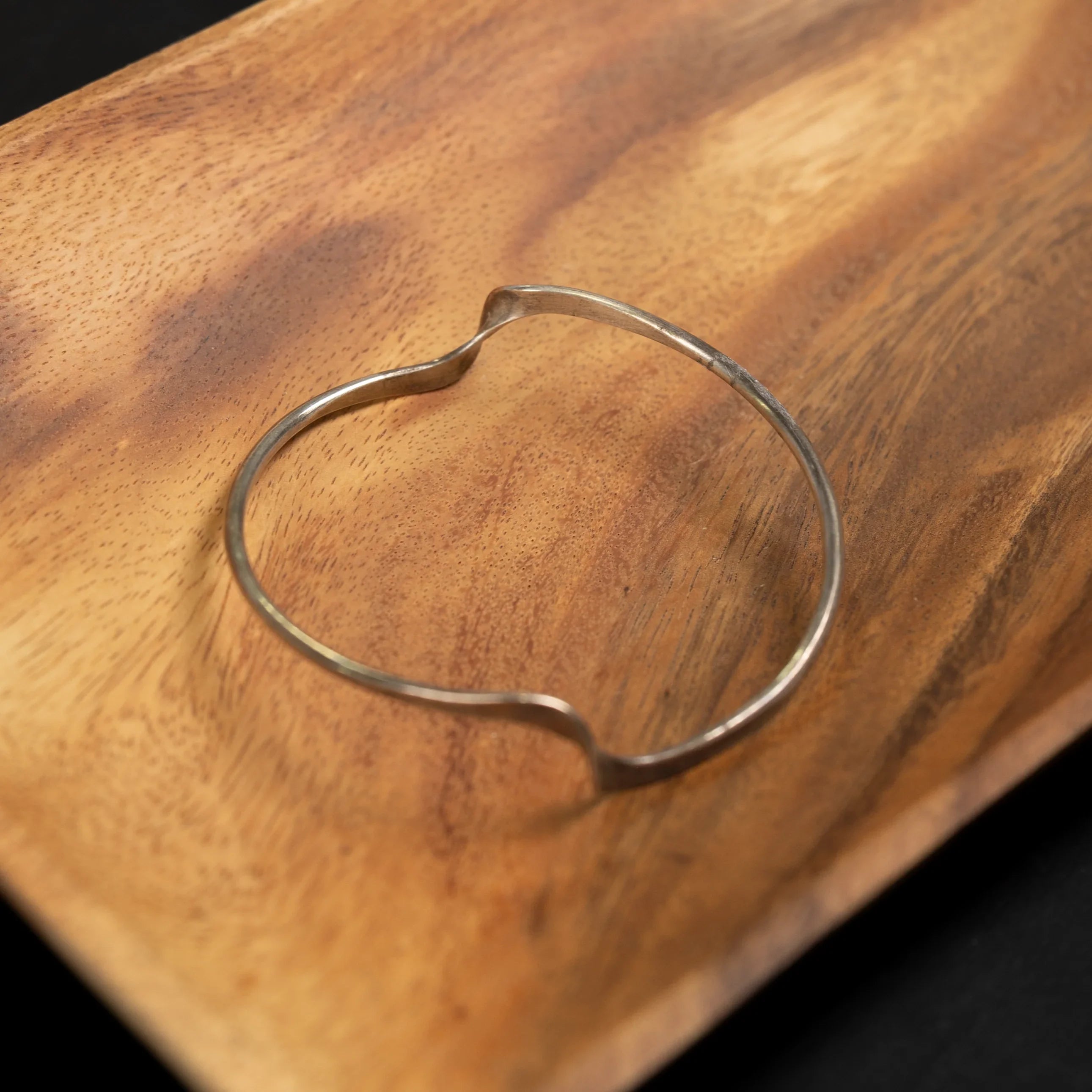 Women's Elaine Tahe Silver Swirl Bracelet