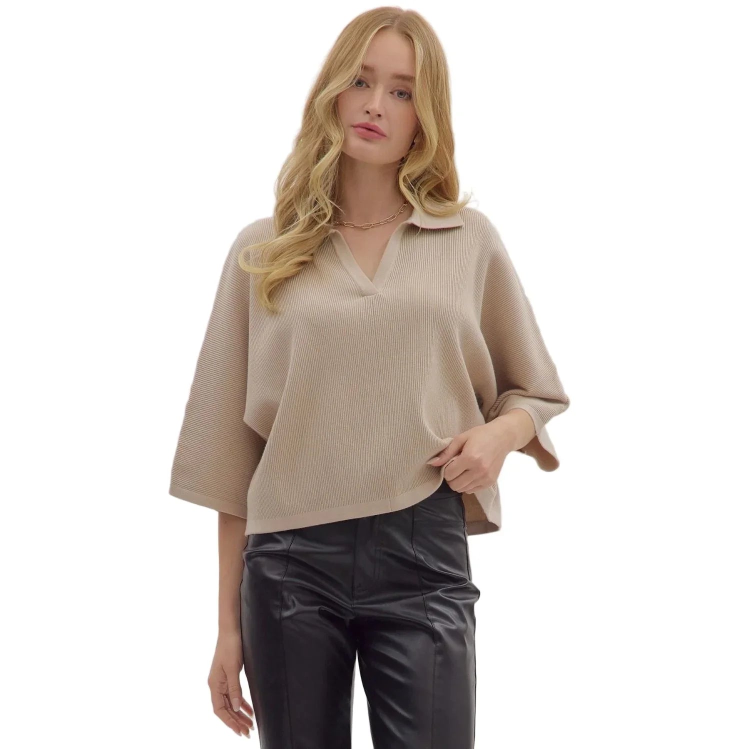 Women's Entro Stone Solid Sleeve Knit V-neck Top