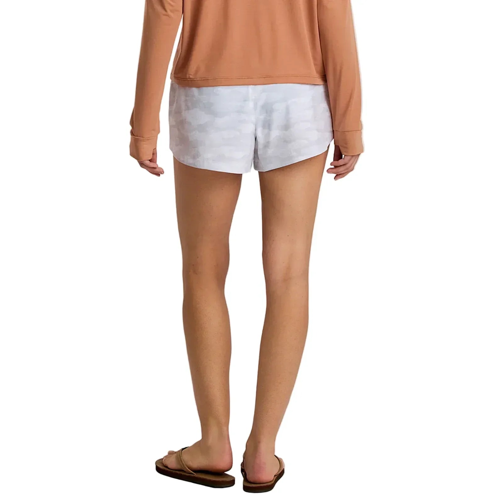Women's Free Fly Sea Smoke Camo Cloud Gray Bamboo-Lined Active Breeze Short - 3" WLABS-3-721