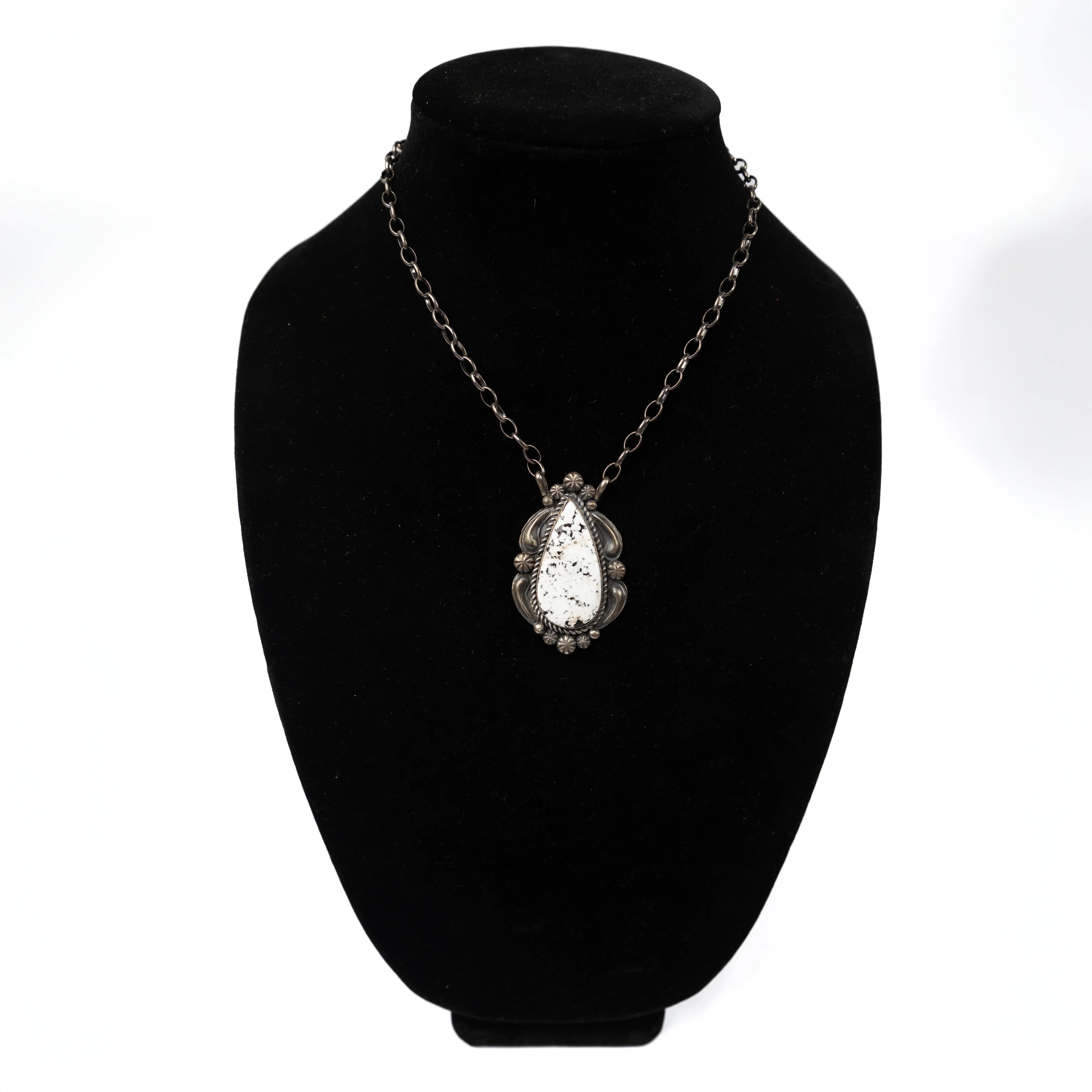 Women's Gallup White Buffalo and Silver Chain Necklace