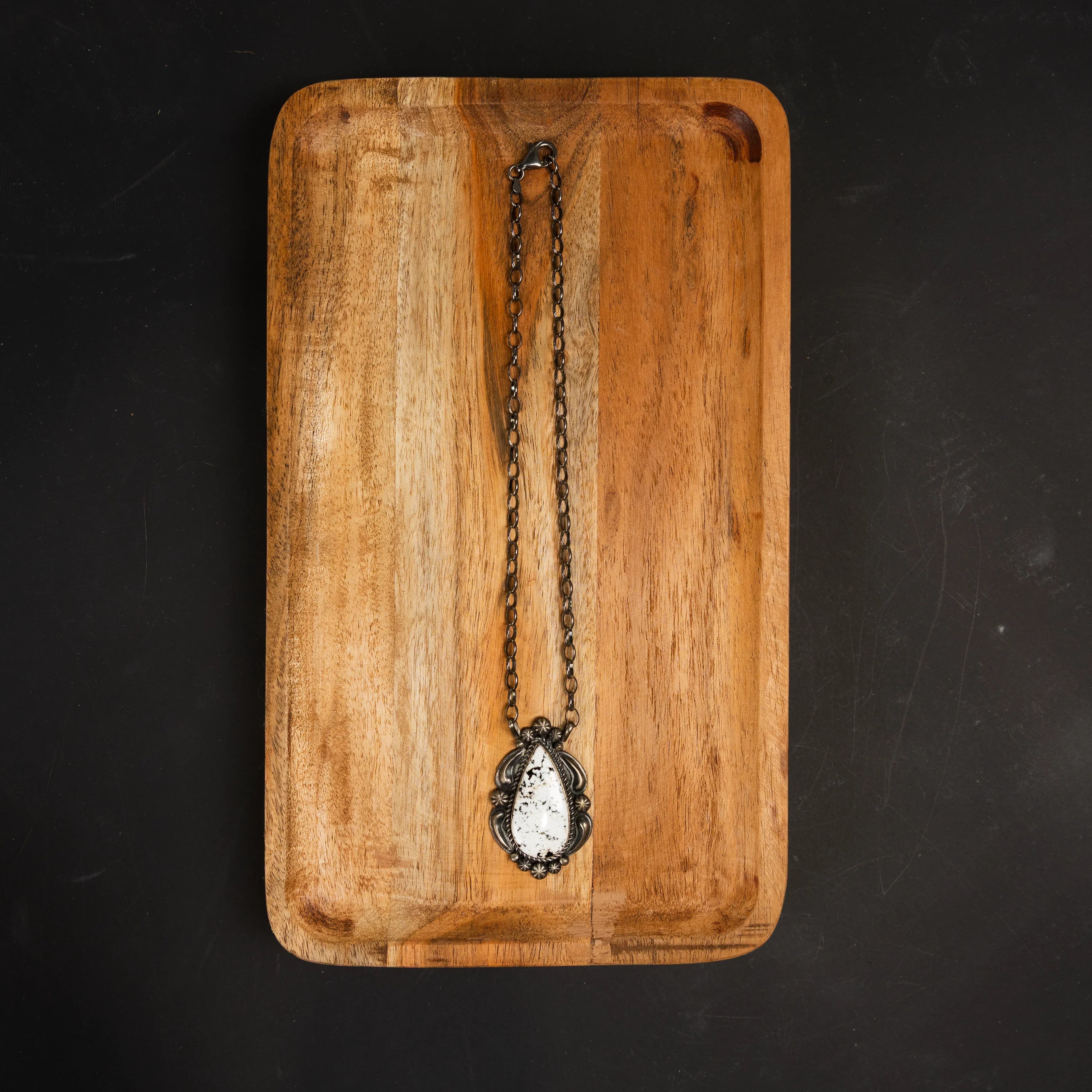 Women's Gallup White Buffalo and Silver Chain Necklace