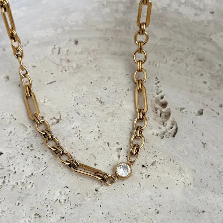 Women's Gold Melissa Necklace