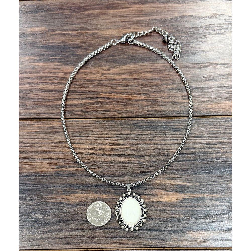 Women's Isac 16" Western White Turquoise Necklace 739728