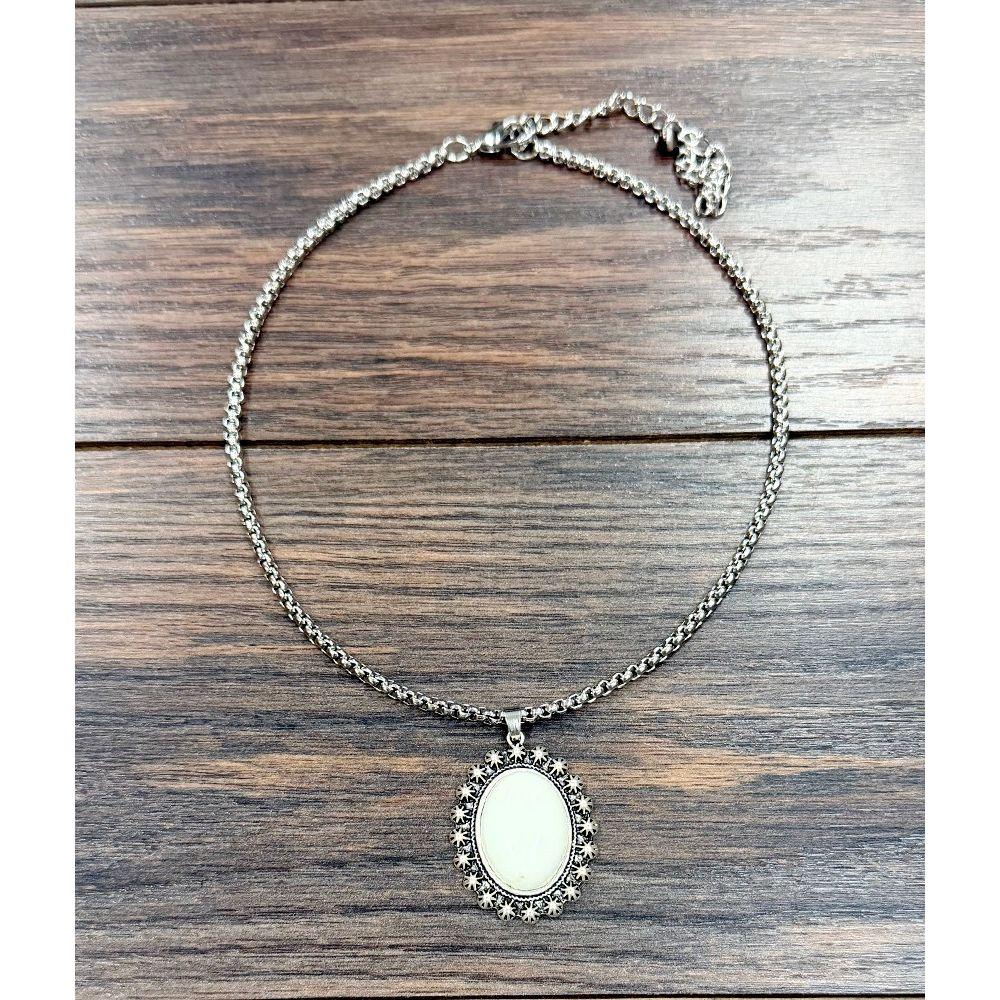 Women's Isac 16" Western White Turquoise Necklace 739728