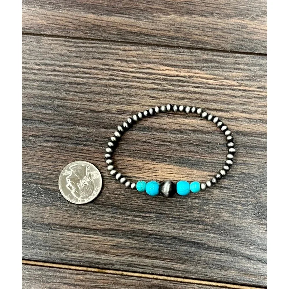 Women's Isac Western Turquoise Bead Stretch Bracelet 711572