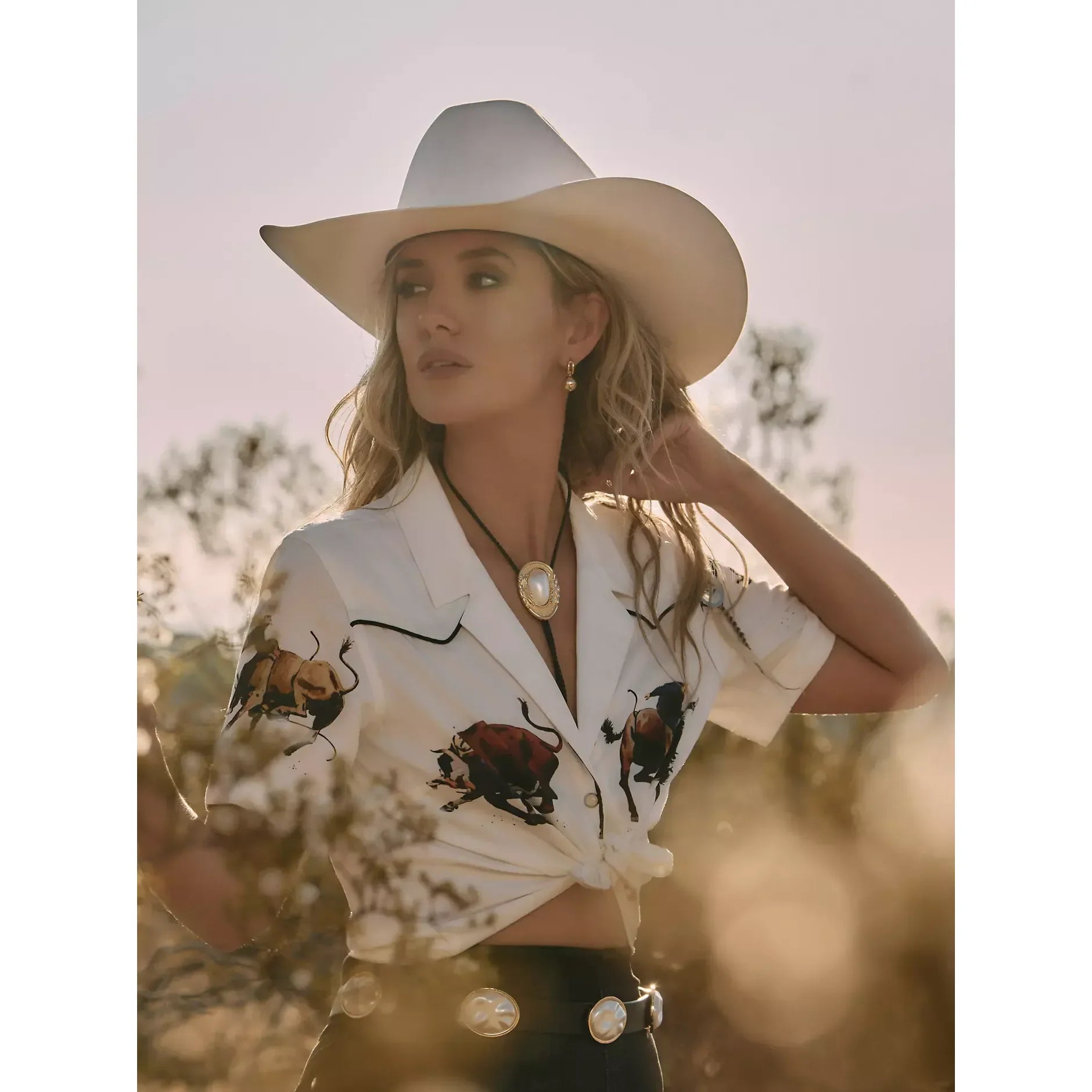 Women's Lainey Wilson x Wrangler Camp Shirt 112380469
