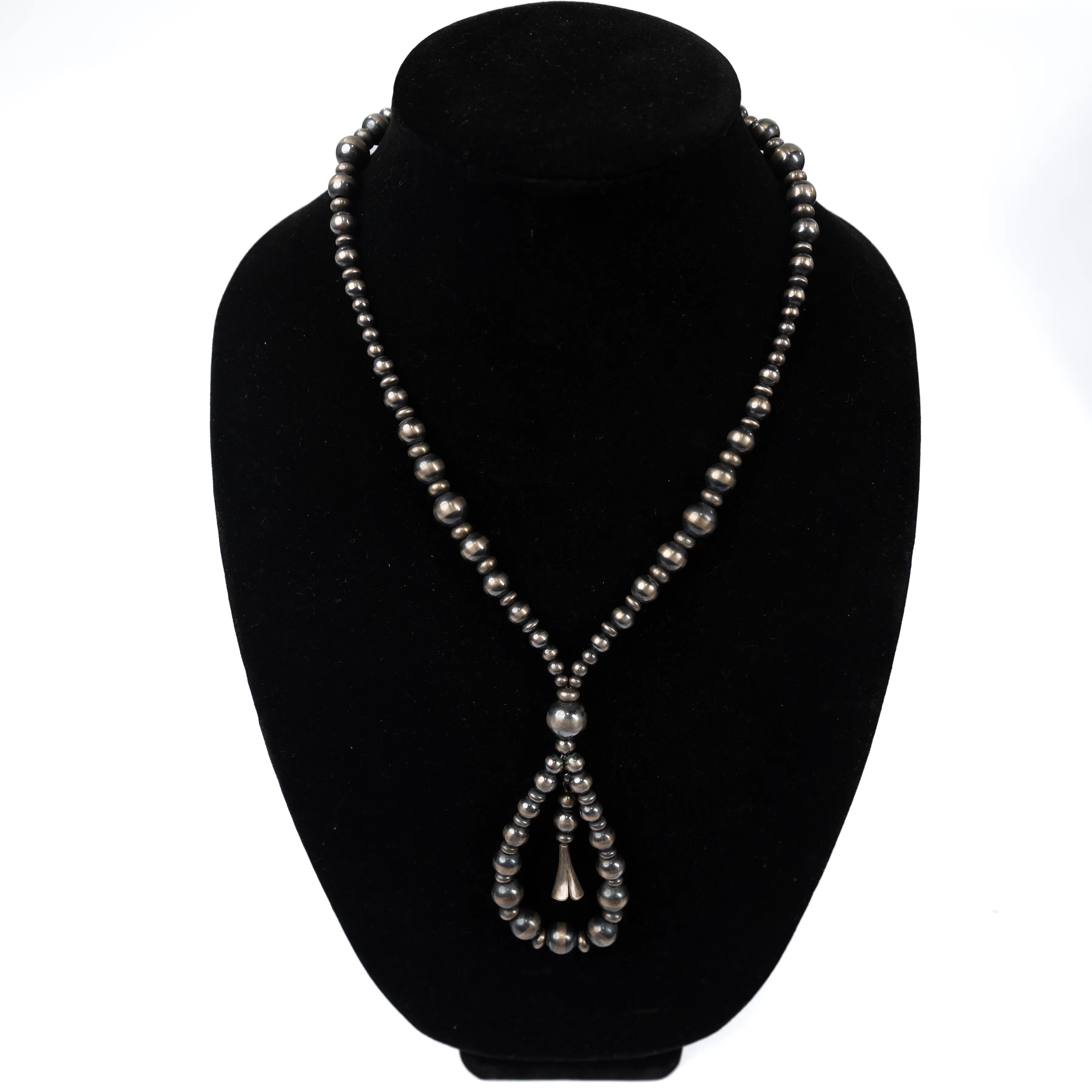 Women's Large Navajo Pearl Necklace