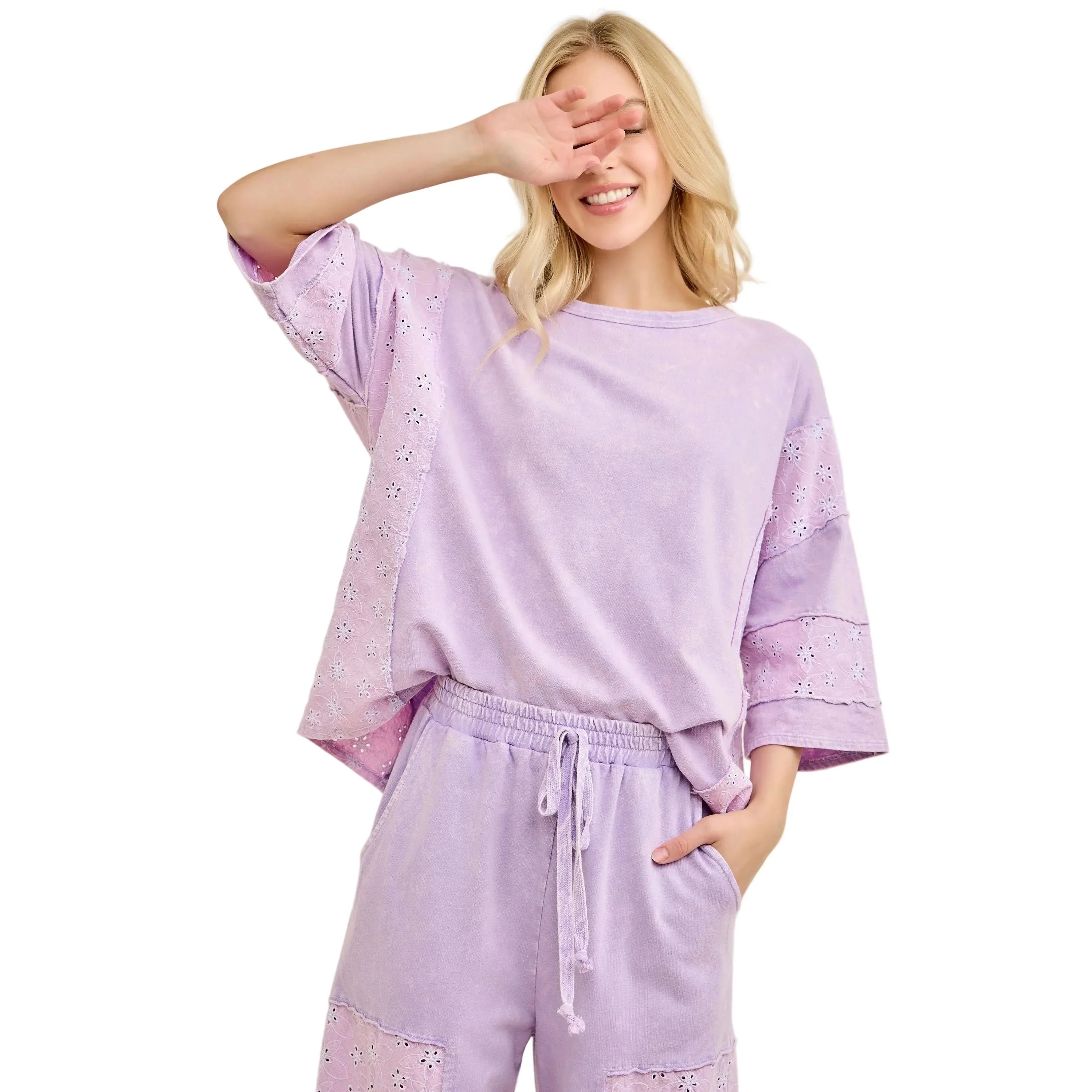 Women's Lavender Mineral Washed Eyelet Lace On Sleeves And Side Top HT7021