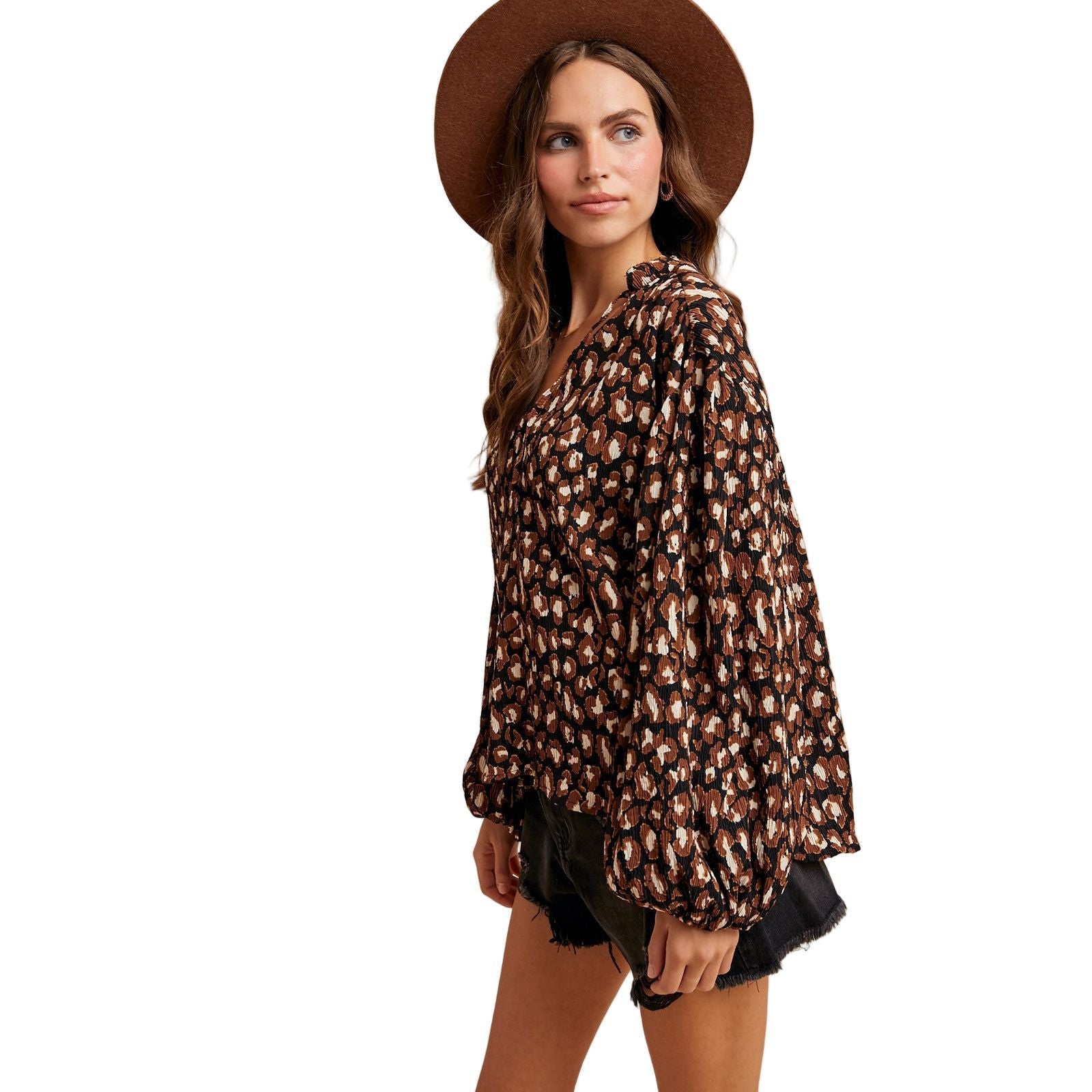 Women's Leopard Plisse Texture Notched Neck Tie Blouse AT3319