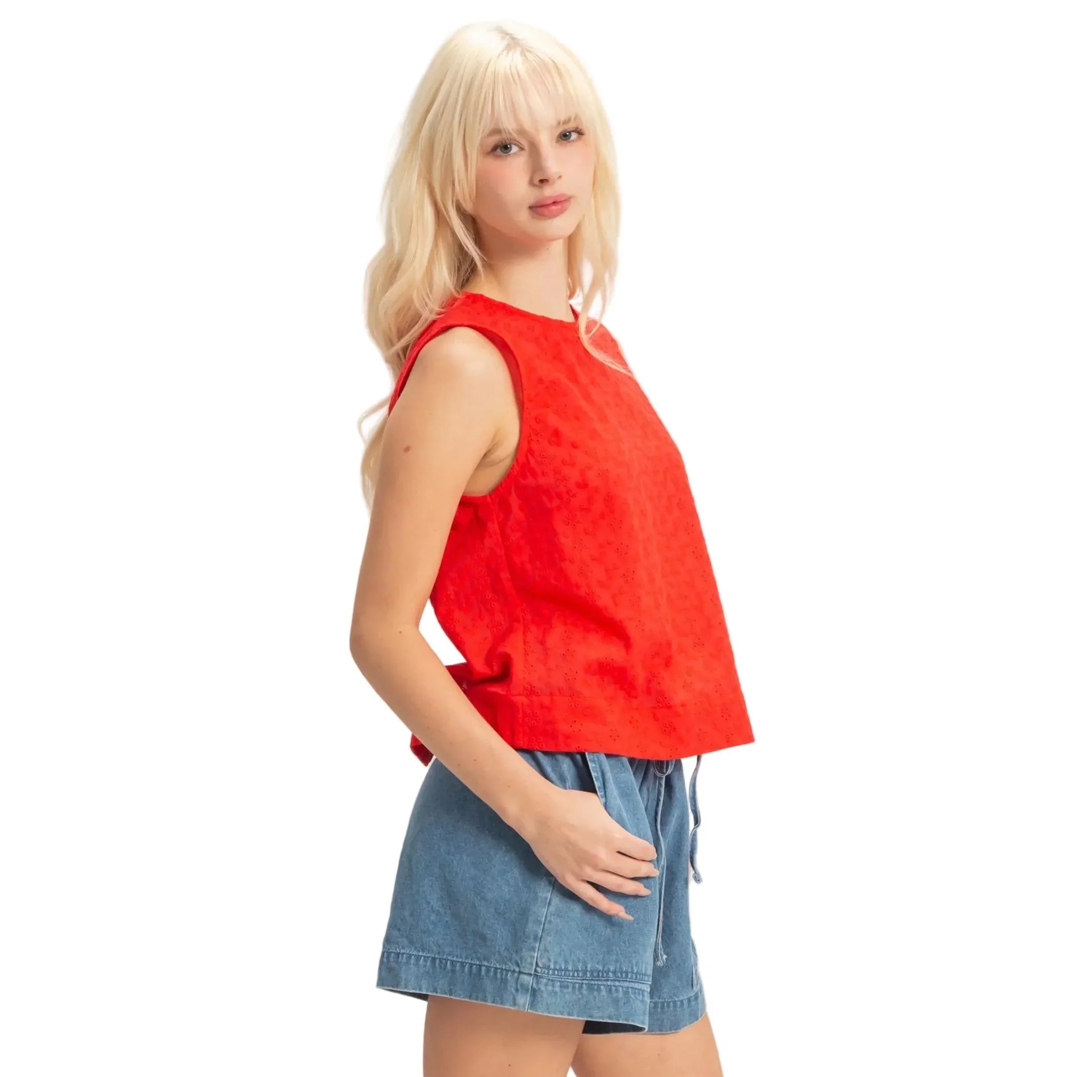 Women's Red Eyelet Sleeveless Top With Back Buttons DZ26C541