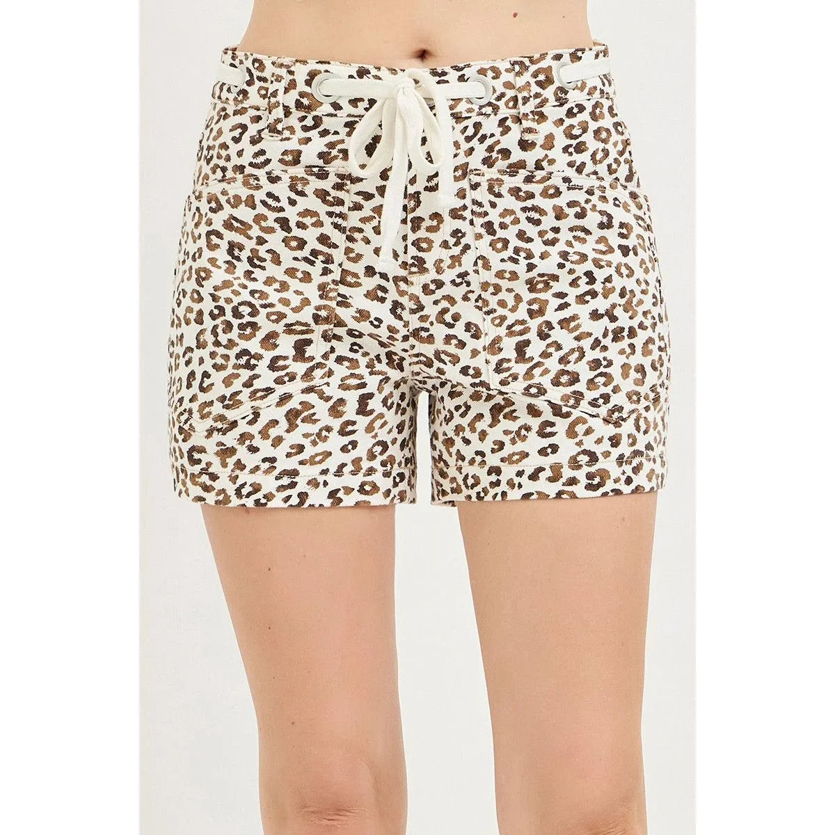 Women's Risen Slouchy Leopard Print Patch Pocket Shorts RDS6603-LEO