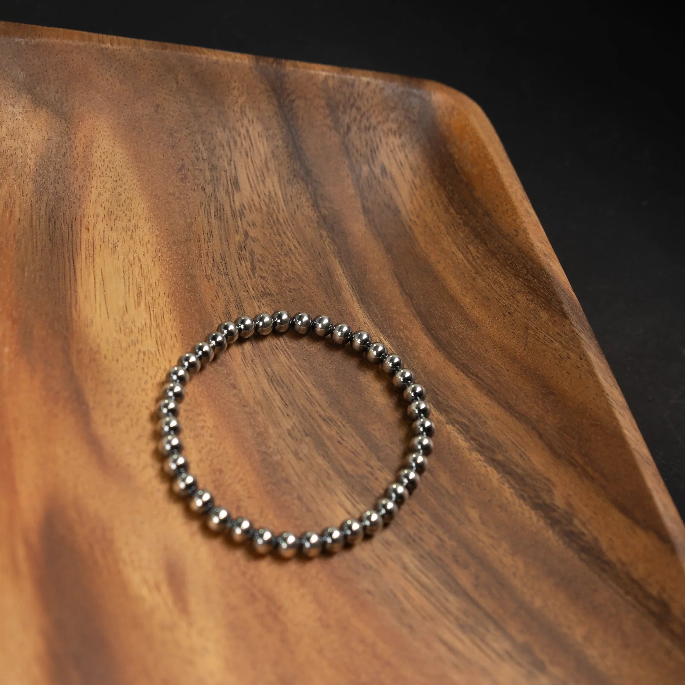 Women's Silver Handmade 5MM Navajo Pearl Bracelet