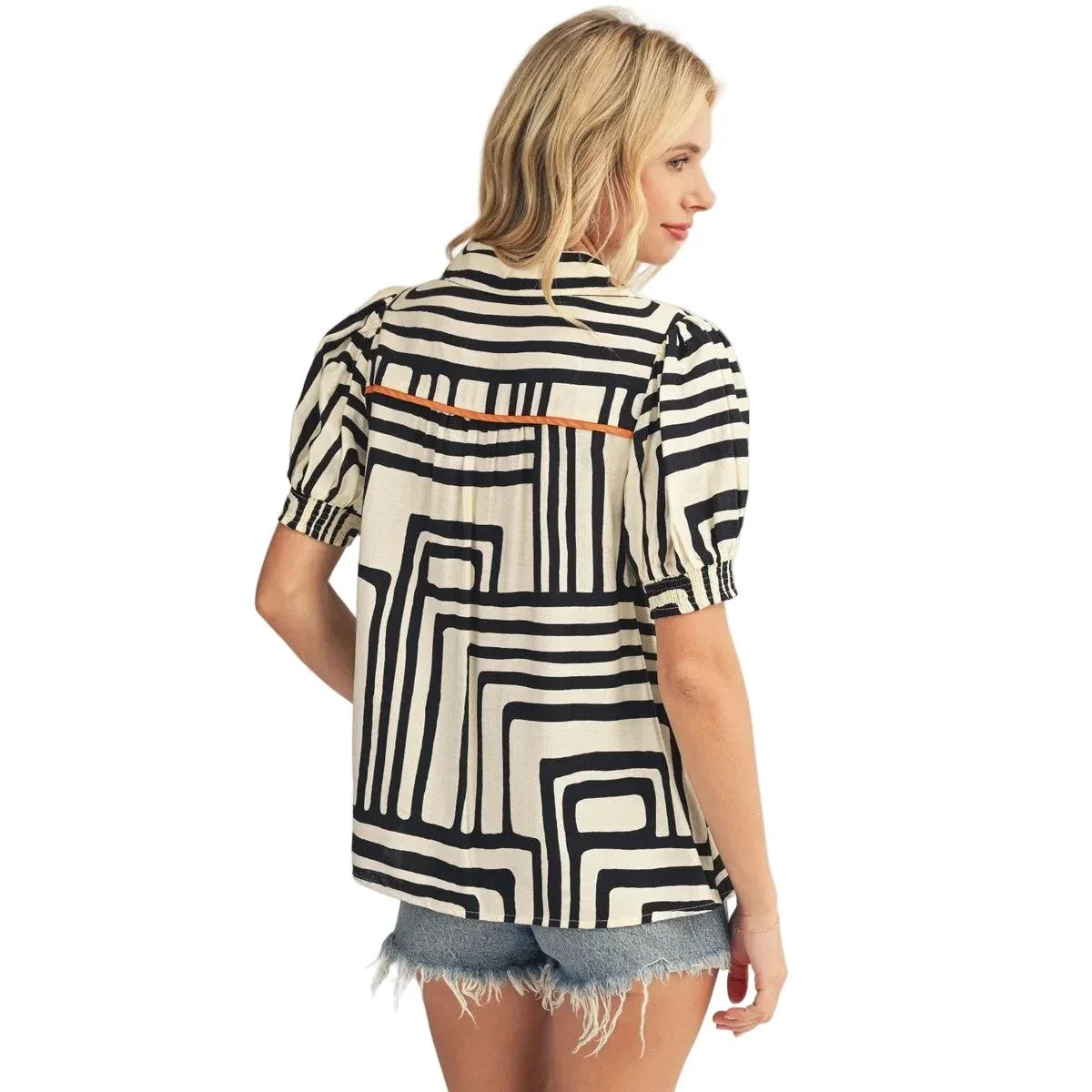 Women's Solid Contrast Accent Geo Print Top H50704