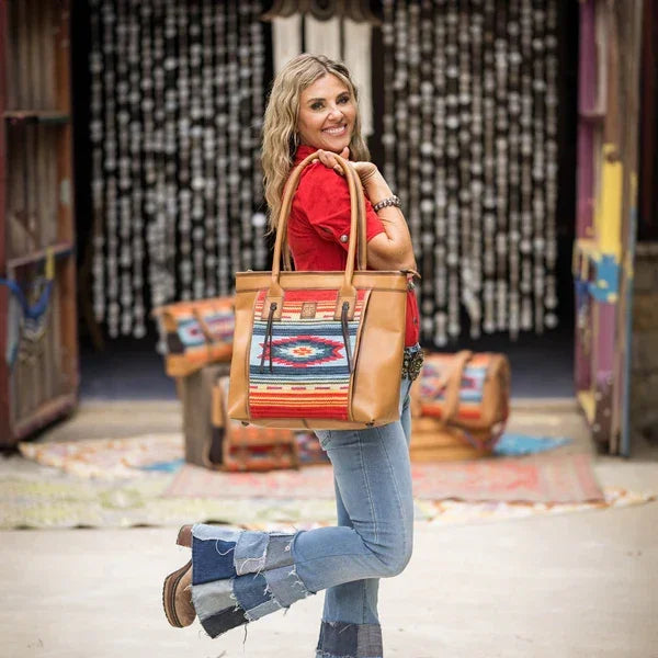 Women's STS Ranchwear Chaynee Valley Large Tote Bag STS34349