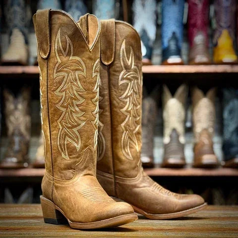 Women's Tanner Mark Brown Round Toe Boots TML205386