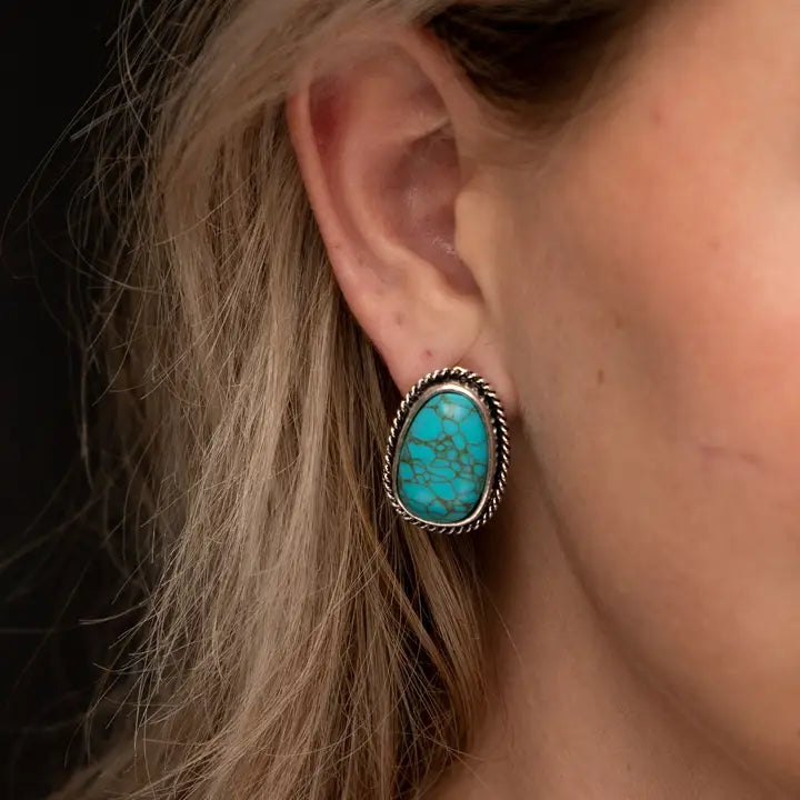 Women's West & Co 1" Turquoise Post Earring with Burnished Silver Rope Border E820