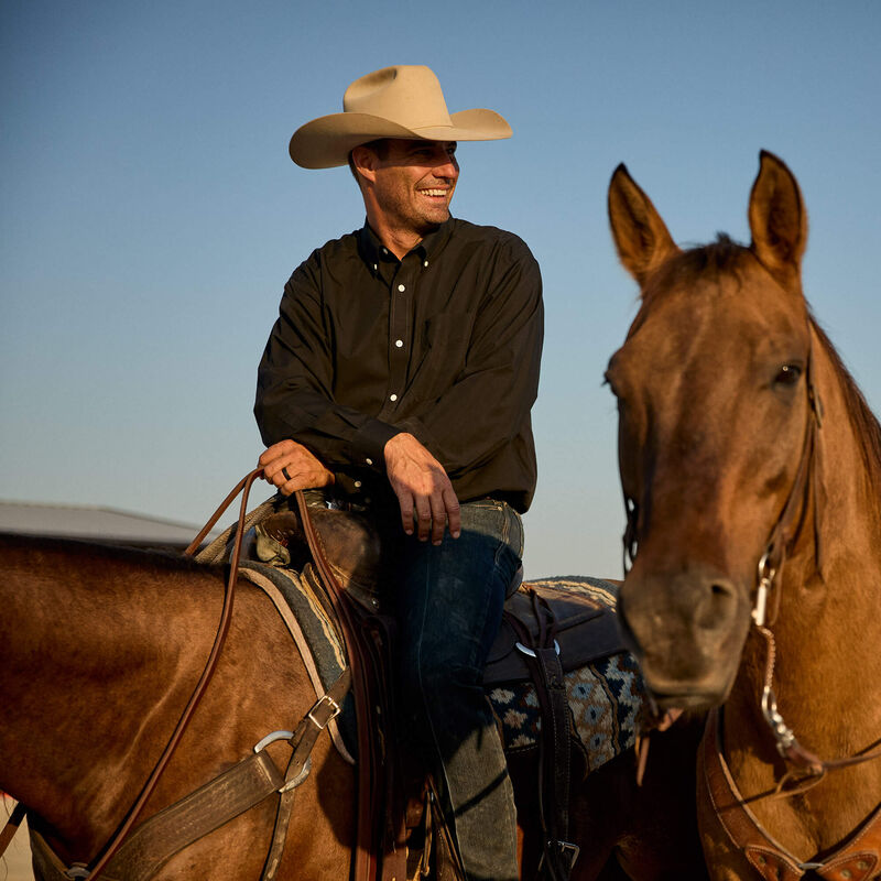 Men's Ariat Wrinkle Free Solid Classic Fit Shirt 10020328 - Crazy House Western Wear