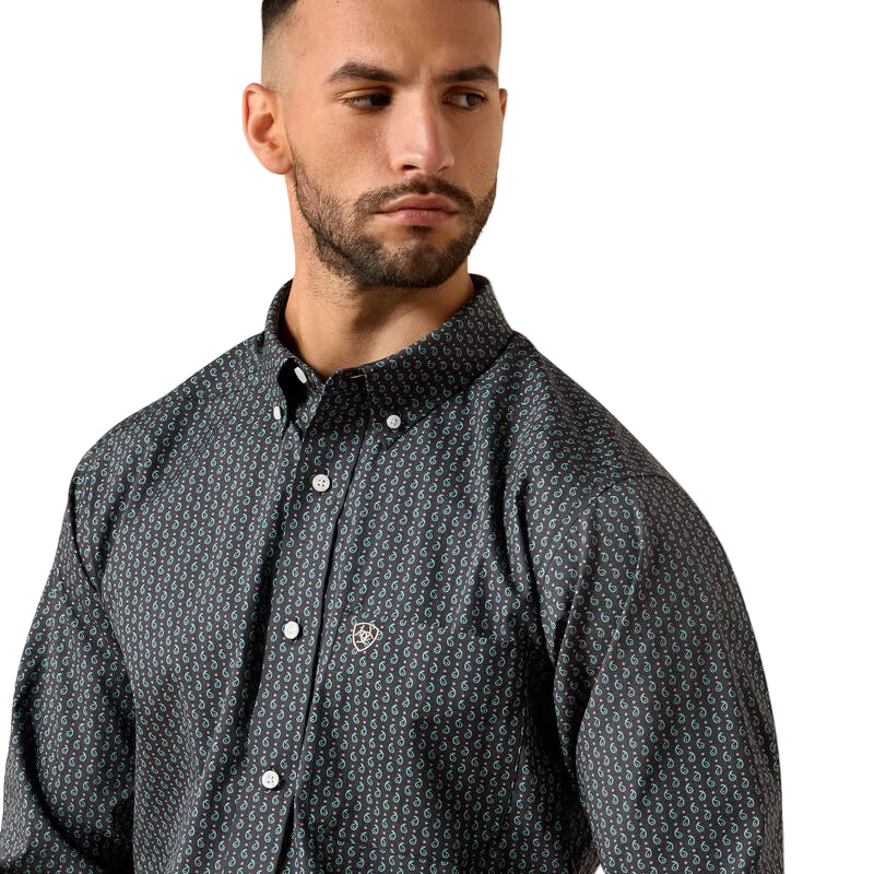 Ariat Men's Phantom Paisley Print Wrinkle Free Barnaby Classic Fit Shirt 10079294