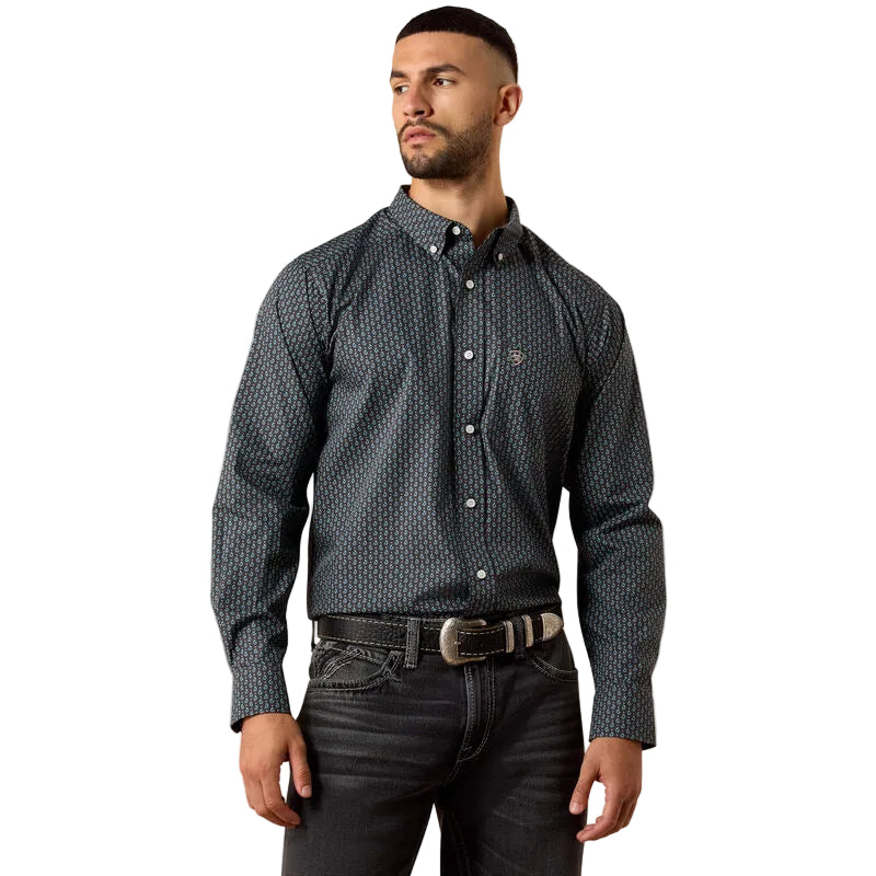 Ariat Men's Phantom Paisley Print Wrinkle Free Barnaby Classic Fit Shirt 10079294