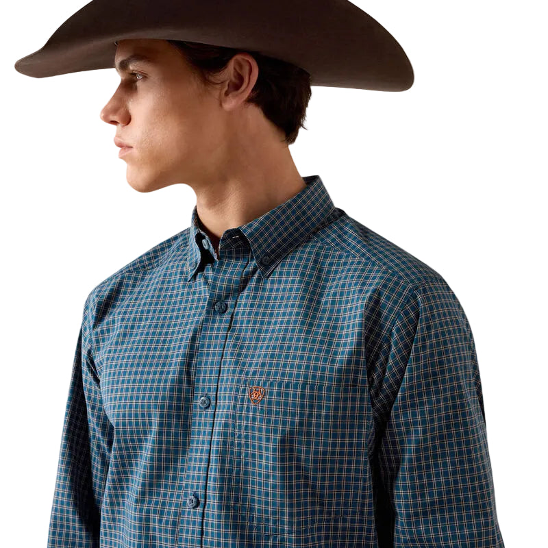 Ariat Men's Sailor Blue Plaid Pro Series Whit Fitted Shirt 10079443